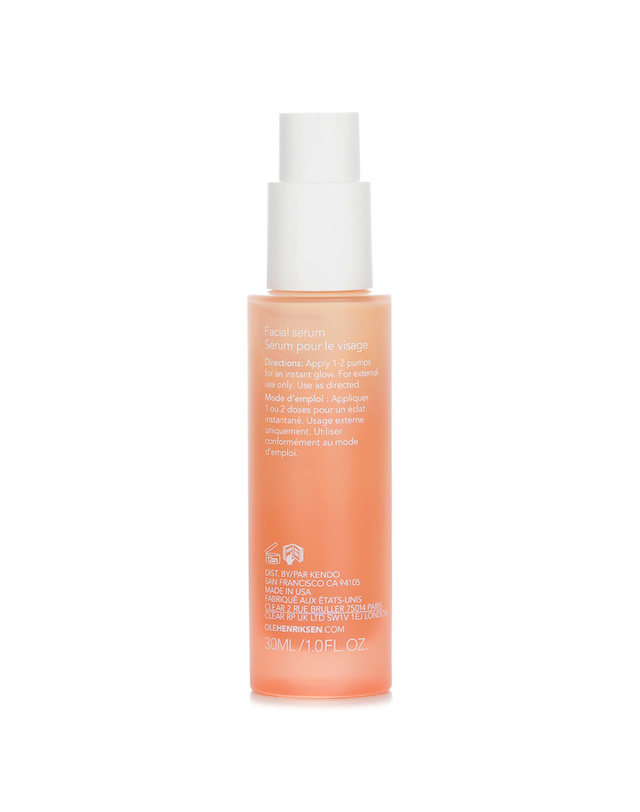 올레 헨릭슨 올레 헨릭슨 피치 글레이즈 글로우 나이아신아마이드 세럼 30ml 착용컷