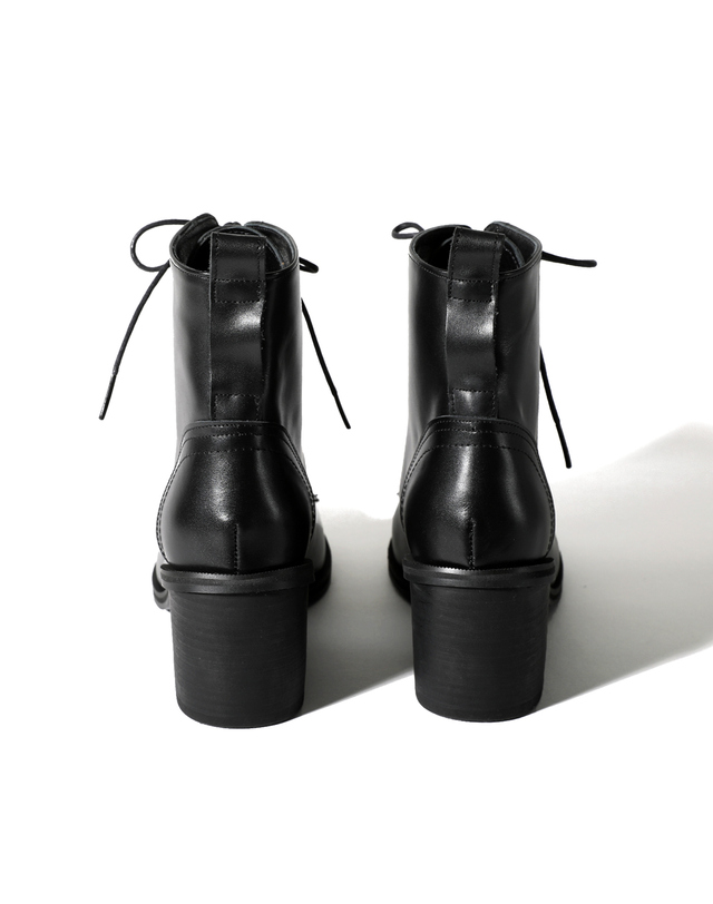 오슈디자인스 뉴 블랙 레이스업 베이직 워커힐 6cm 착용컷