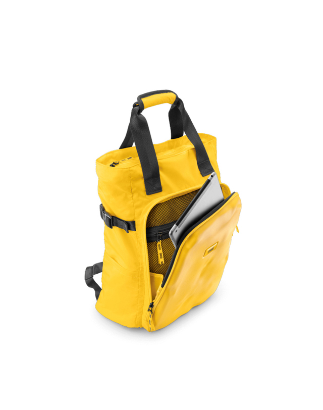 크래쉬 배기지 크래쉬배기지 크래쉬배기지 TOTE BAG YELLOW 백팩 CBG-2SBG322-04 착용컷