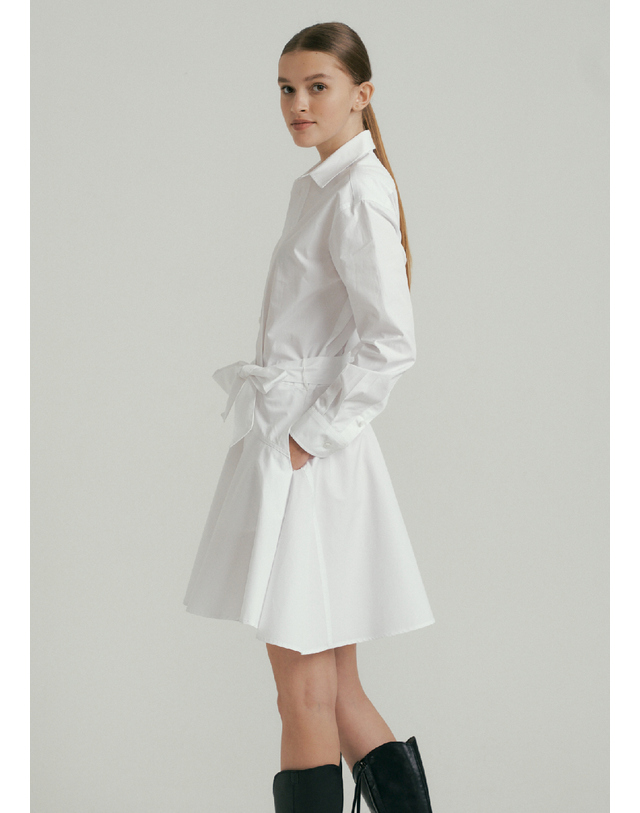 히비스커스 블룸 Calla Poplin Shirtdress - White 착용컷