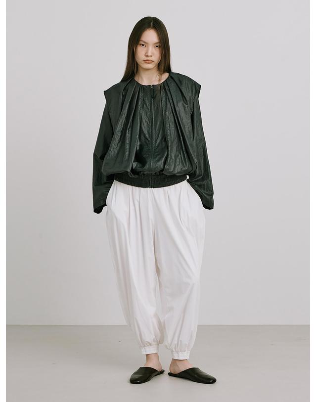 분더캄머 Shirred Moon Jar Jumper_Black 착용컷