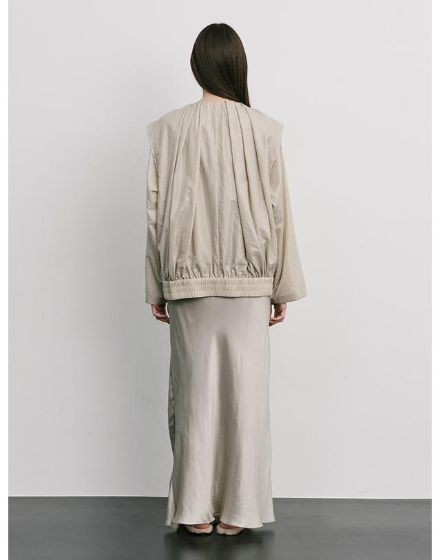 분더캄머 Shirred Moon Jar Jumper_Beige 착용컷