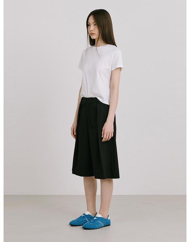 분더캄머 25 Bermuda Pants_Black 착용컷