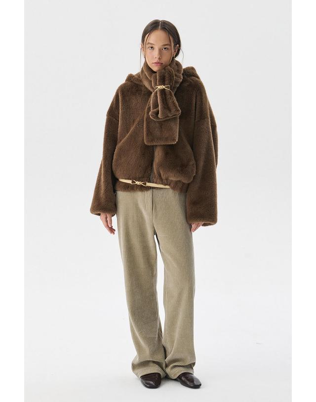분더캄머 Mink fur Muffler_Brown(밍크 퍼 머플러_브라운) 착용컷