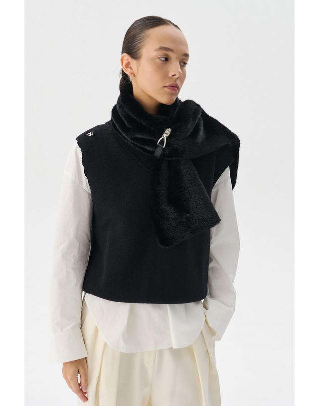 분더캄머 Mink fur Muffler_Black(밍크 퍼 머플러_블랙) 착용컷