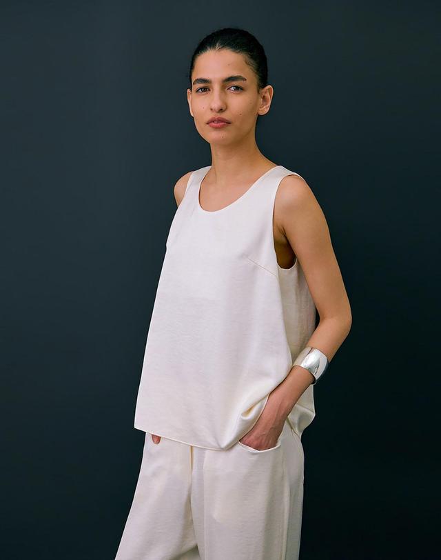 분더캄머 Layered Sleeveless Top_Cream 착용컷