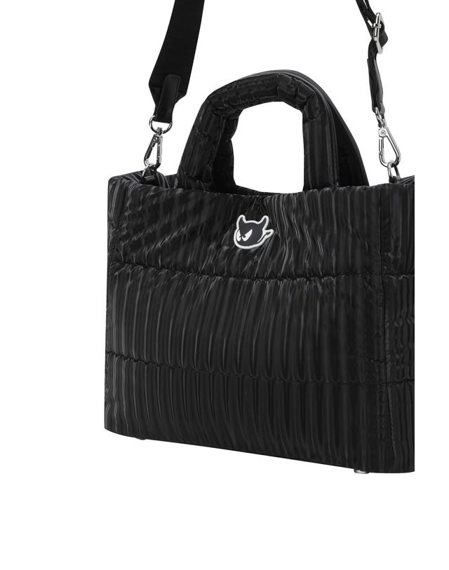 왁 [WAAC] Women Padding Bag WGBAX25710BKX 착용컷