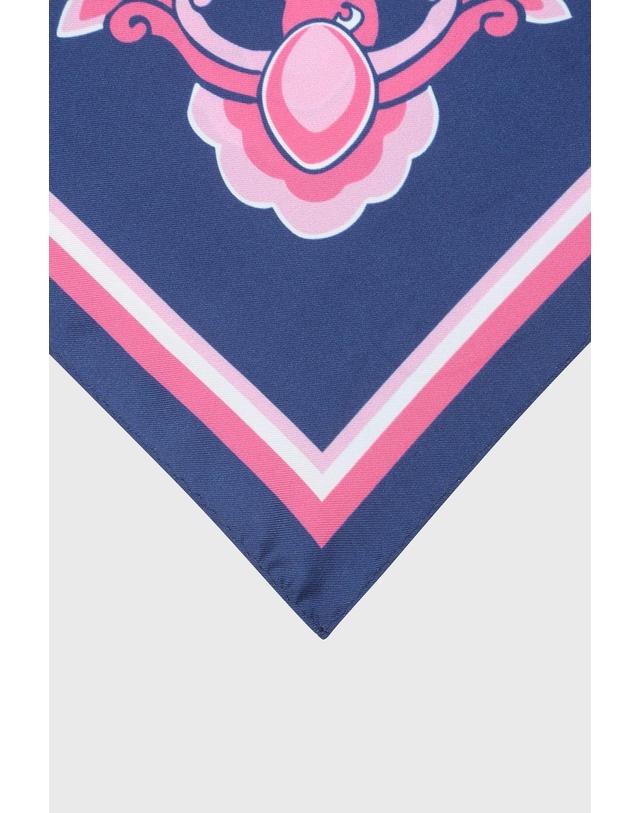 왁 [WAAC] WAAC X LIV KOREA Patterned Scarf WGGJX26454NYX 착용컷