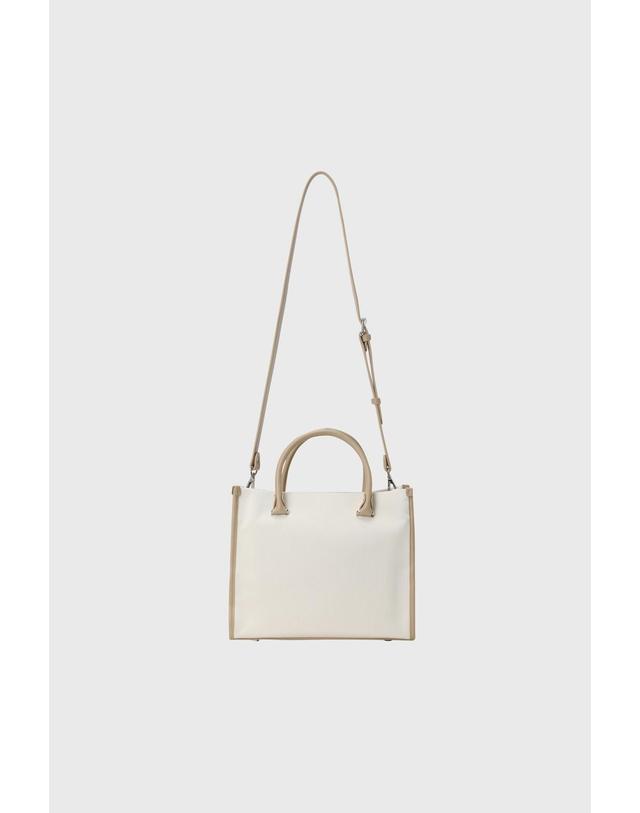 왁 [WAAC] Women Signature Tote Bag WGBAX26610IVX 착용컷