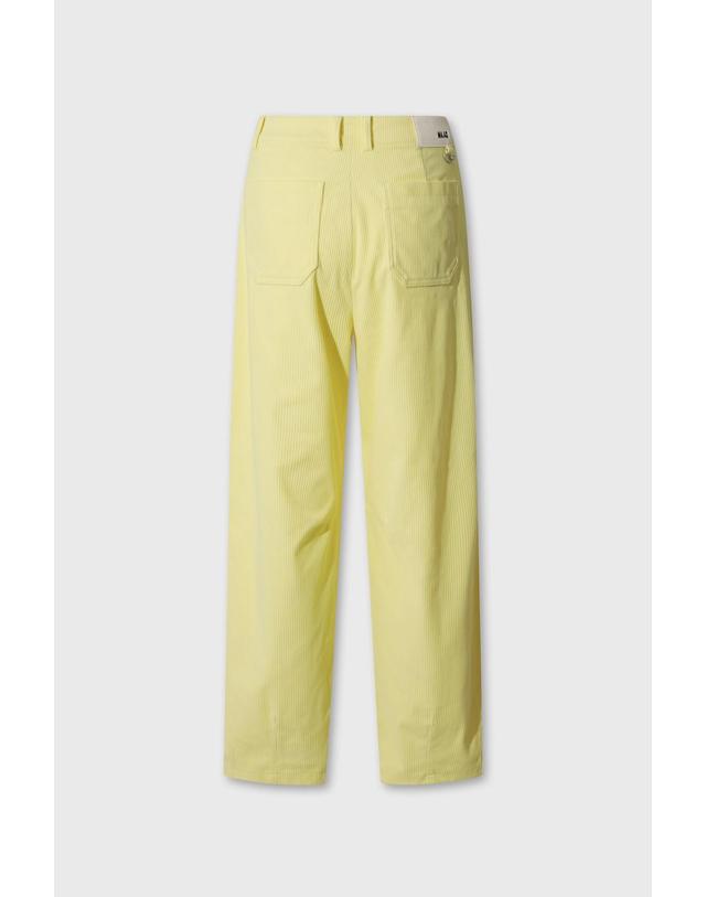 왁 [WAAC] Women Corduroy Tapered Pants WWPNW26703YEL 착용컷
