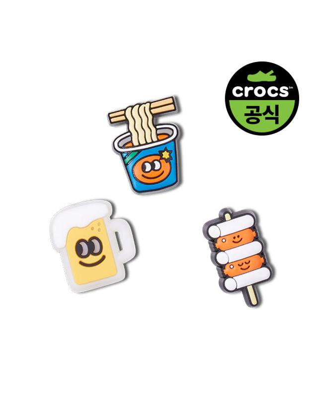 크록스 키즈 지비츠 YUMMY KOREA 3 PACK 착용컷