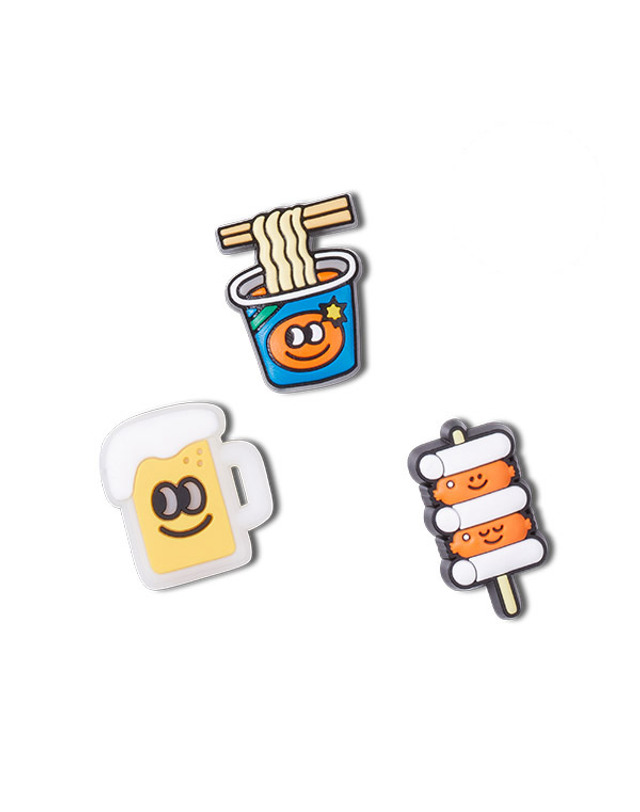 크록스 키즈 지비츠 YUMMY KOREA 3 PACK 착용컷