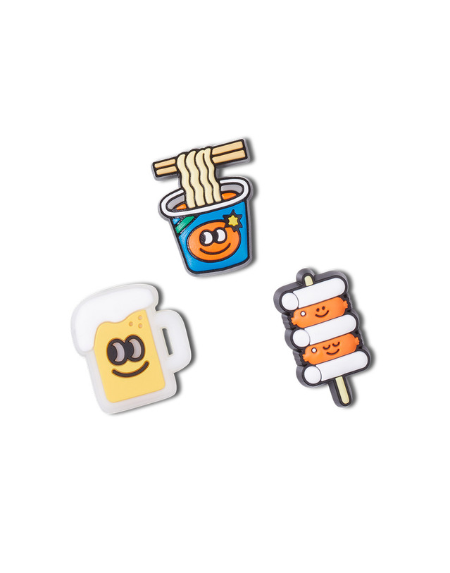 크록스 키즈 지비츠 YUMMY KOREA 3 PACK 착용컷