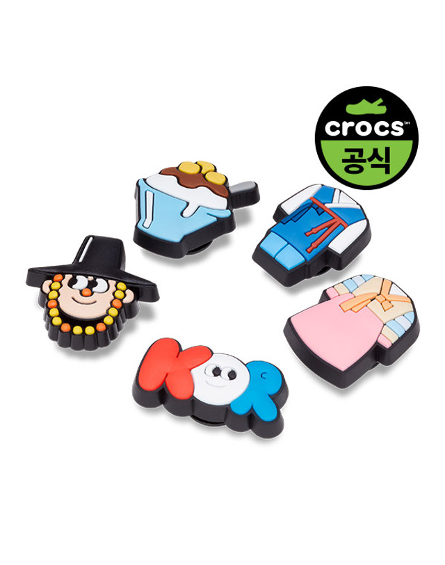 크록스 키즈 지비츠 KOREA TRADITIONAL 5 PACK 착용컷