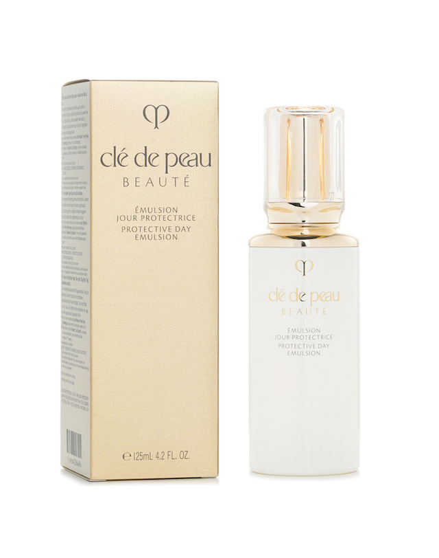 끌레드뽀 끌레드뽀 프로텍티브 데이 에멀젼 125ml 착용컷