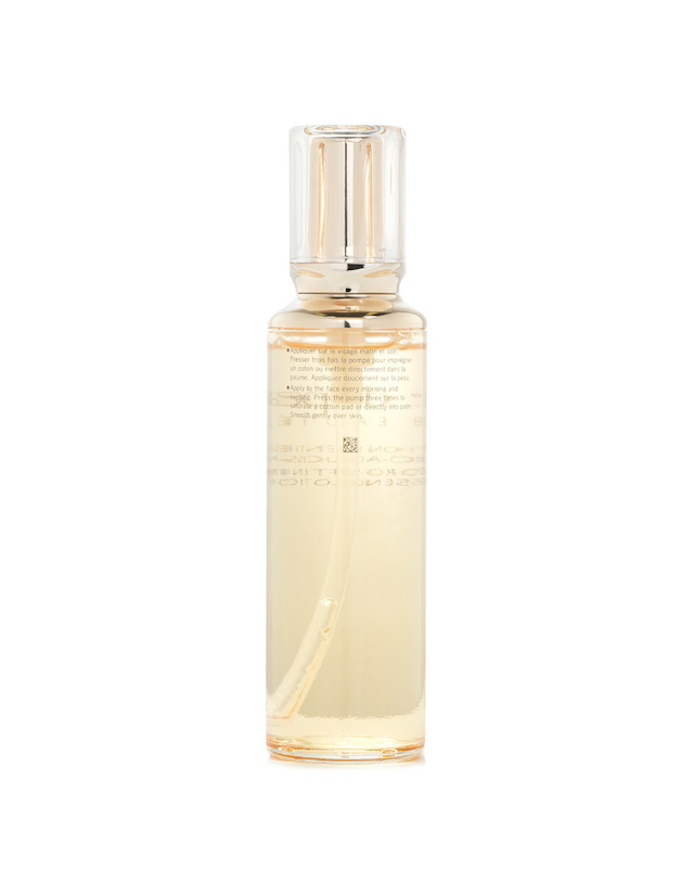 끌레드뽀 끌레드뽀 하이드로 소프닝 에센스 로션 170ml 착용컷