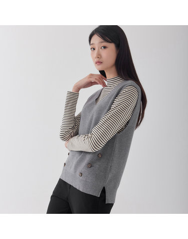 (3컬러) 에센셜 단추 포인트 브이넥 베스트 LFKTO971