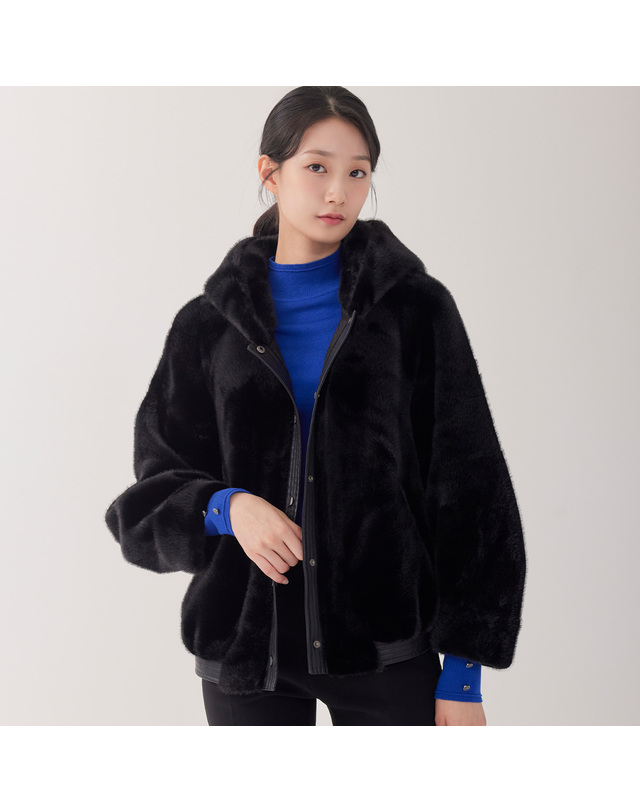 지센 (2컬러) 페이크퍼 후드 블루종 자켓형 점퍼 LFJPOA01 착용컷