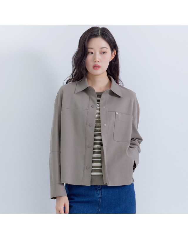 지센 (2컬러) 피어로즈 스웨이드 셔츠형 자켓 LCJKP991 착용컷