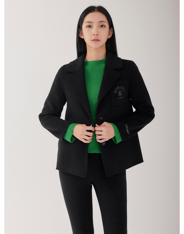 지센 핸드메이드 포켓자수 테일러드 숏 자켓 LFJKOA04_DN 착용컷
