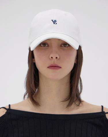 [바잘] VZ 미니멀 로고 볼캡 화이트