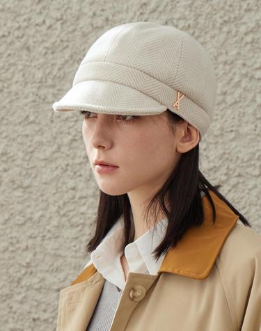 [바잘] VA 스터드 헤링본 슬림 뉴스보이 캡 아이보리