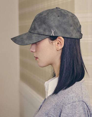 [바잘] VA 스터드 비건레더 볼캡 챠콜
