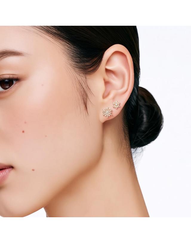 미꼬 운화 다이아몬드 파베 XS 이어링 착용컷