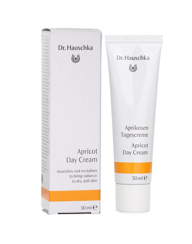 닥터브란트 닥터 하우쉬카 살구 데이 크림 30ml 착용컷