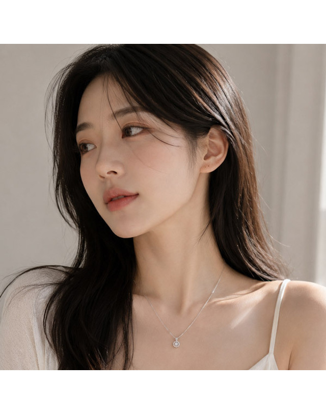 메종드쉬 메종드쉬 모이사나이트 목걸이 랩다이아 댄싱 BMN013 착용컷