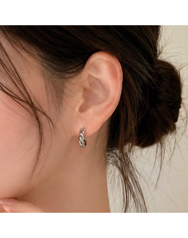 메종드쉬 메종드쉬 귀걸이 볼륨 트위스트 하프 링 C컬 BCE011 착용컷