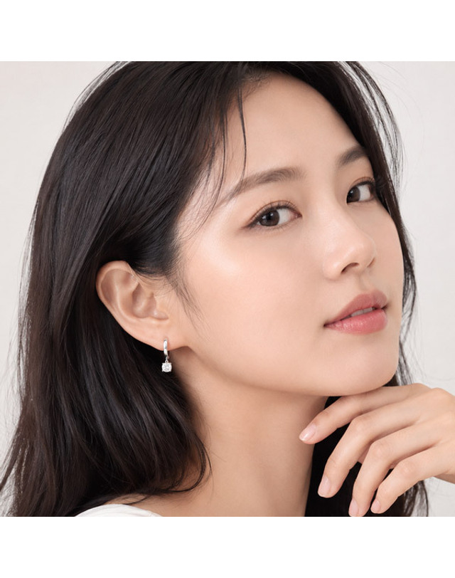메종드쉬 메종드쉬 모이사나이트 귀걸이 랩다이아 드롭 BME032 착용컷