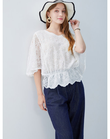 플라워 펀칭 레이스 날개 블라우스 KOBLP605 (1colors)