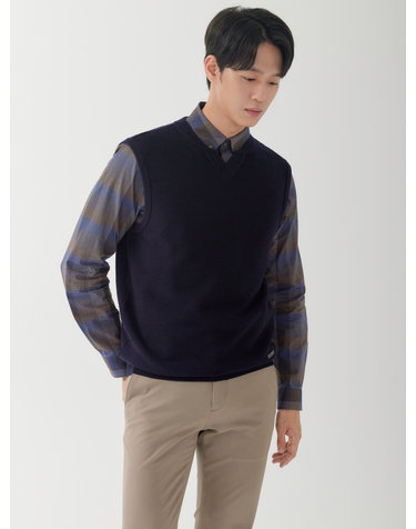 남성 슬릿넥 니트 베스트 MCKTO901