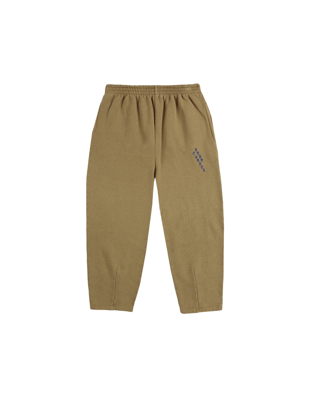 보보쇼즈 키즈 로고 프린트 트레이닝 팬츠 카키 B225AC071 370 착용컷