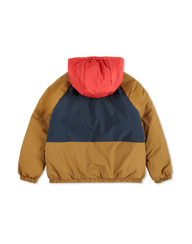 보보쇼즈 키즈 도그 메이트 리버시블 아노락 패딩 B225AC118 199 착용컷