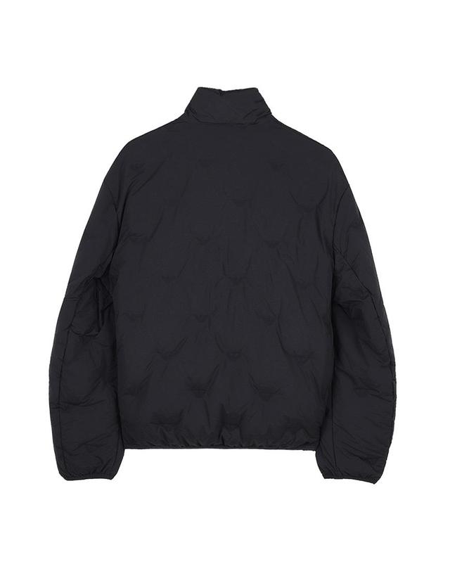 엠포리오아르마니 [엠포리오 아르마니] FW25 남성 마이크로 이글 패딩 EM003045 AF18232 UC001 착용컷