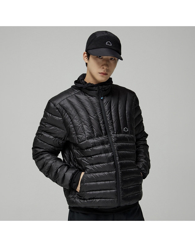 제로그램 라모나120 구스 제로라이트 스탠 자켓 착용컷