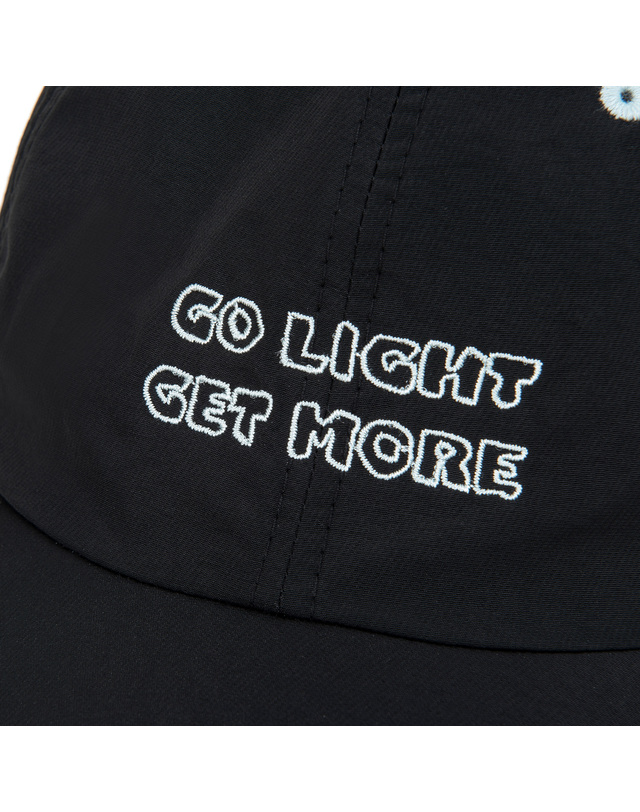 제로그램 GO LIGHT GET MORE 스트링 캡 블랙 착용컷