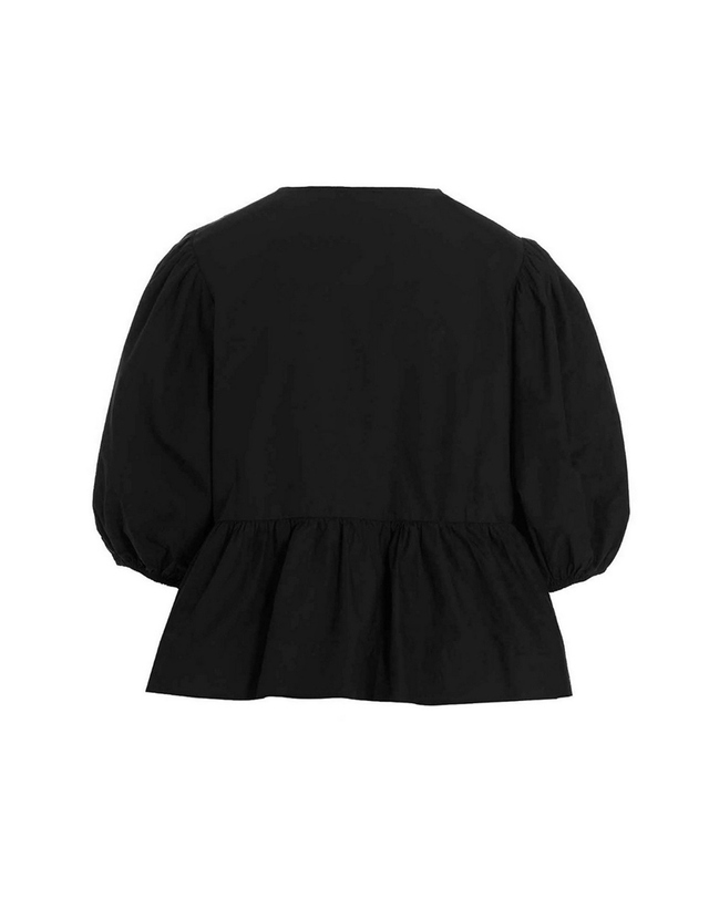 가니 25SS 보우 퍼프 슬리브 페플럼 블라우스 블랙 F7364 099 착용컷