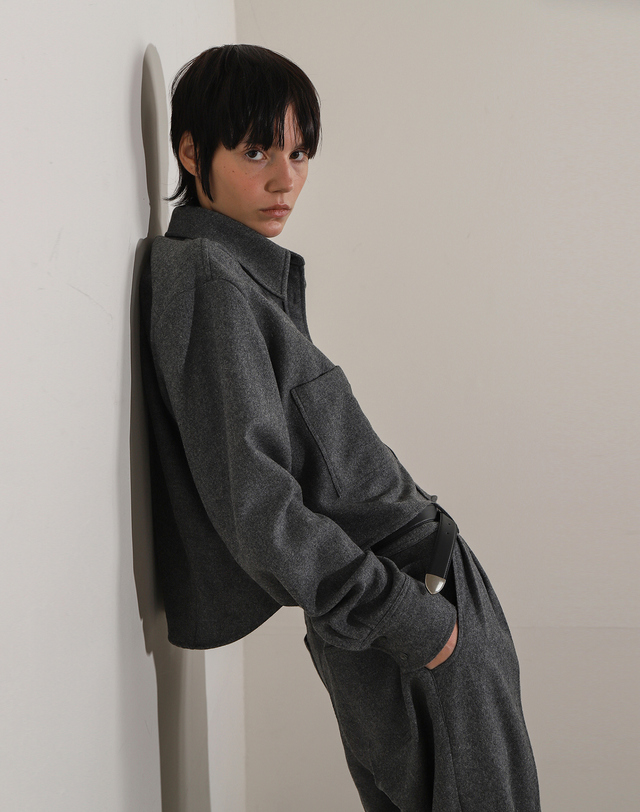 아에르 Shirts Logo Crop Melange Gray 착용컷