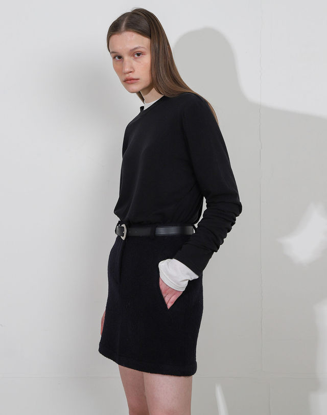 아에르 Skirt Mini Boucle Black 착용컷