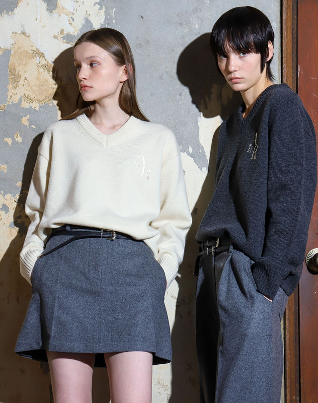 아에르 Pull Over New Logo Ivory 착용컷