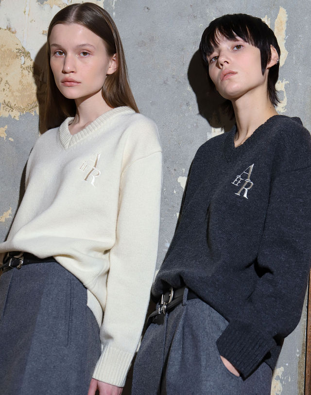 아에르 Pull Over New Logo Ivory 착용컷