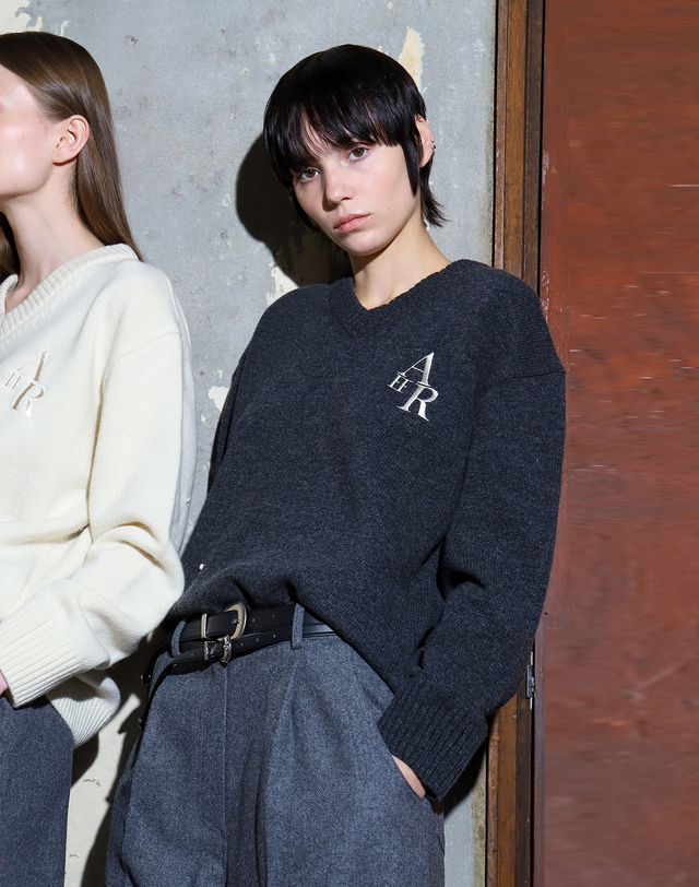 아에르 Pull Over New Logo Gray 착용컷