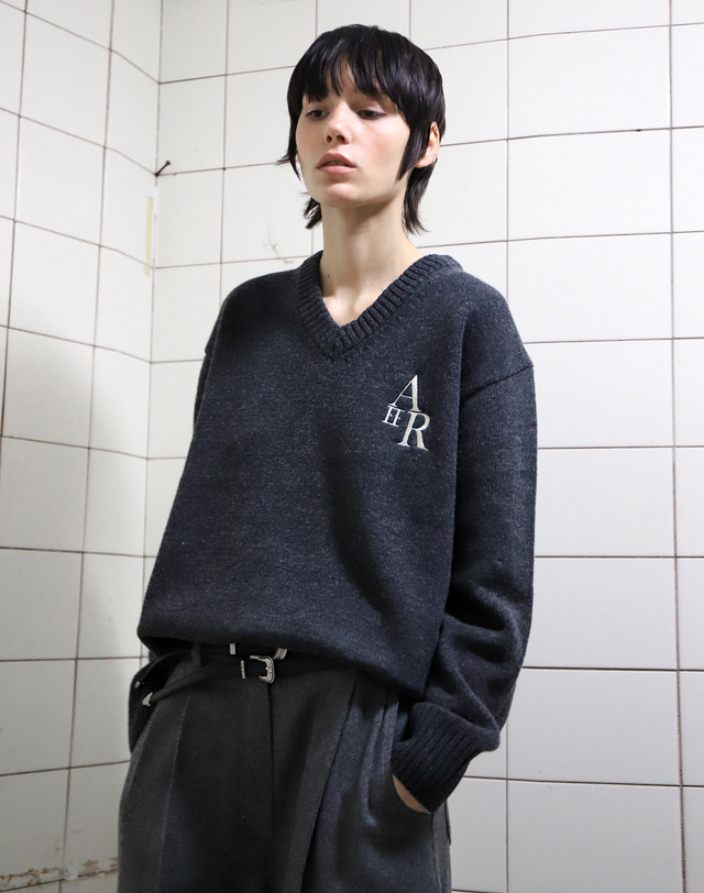 아에르 Pull Over New Logo Gray 착용컷