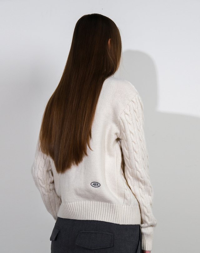 아에르 Cardigan Reversible Cable Zip Ivory 착용컷