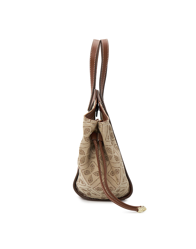 헬렌카민스키 헬렌카민스키 얼루어 여성 토트백 BAG51680 JACQUARD LATTE CUOIO 착용컷