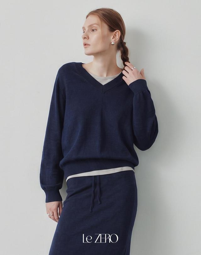 제로스트릿 [5컬러] 르제로 소프트 브이넥 니트 착용컷