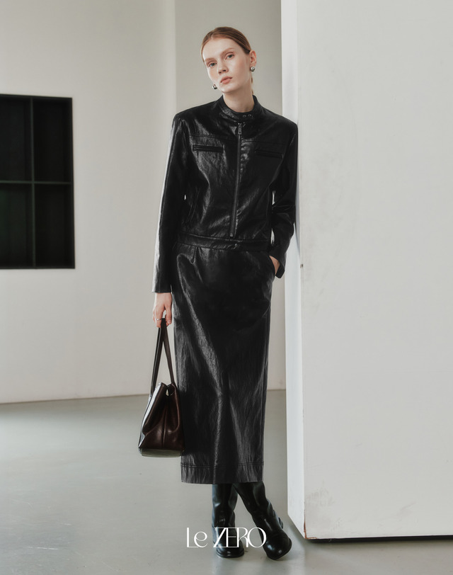 제로스트릿 르제로 레더 롱 스커트 / 블랙 착용컷